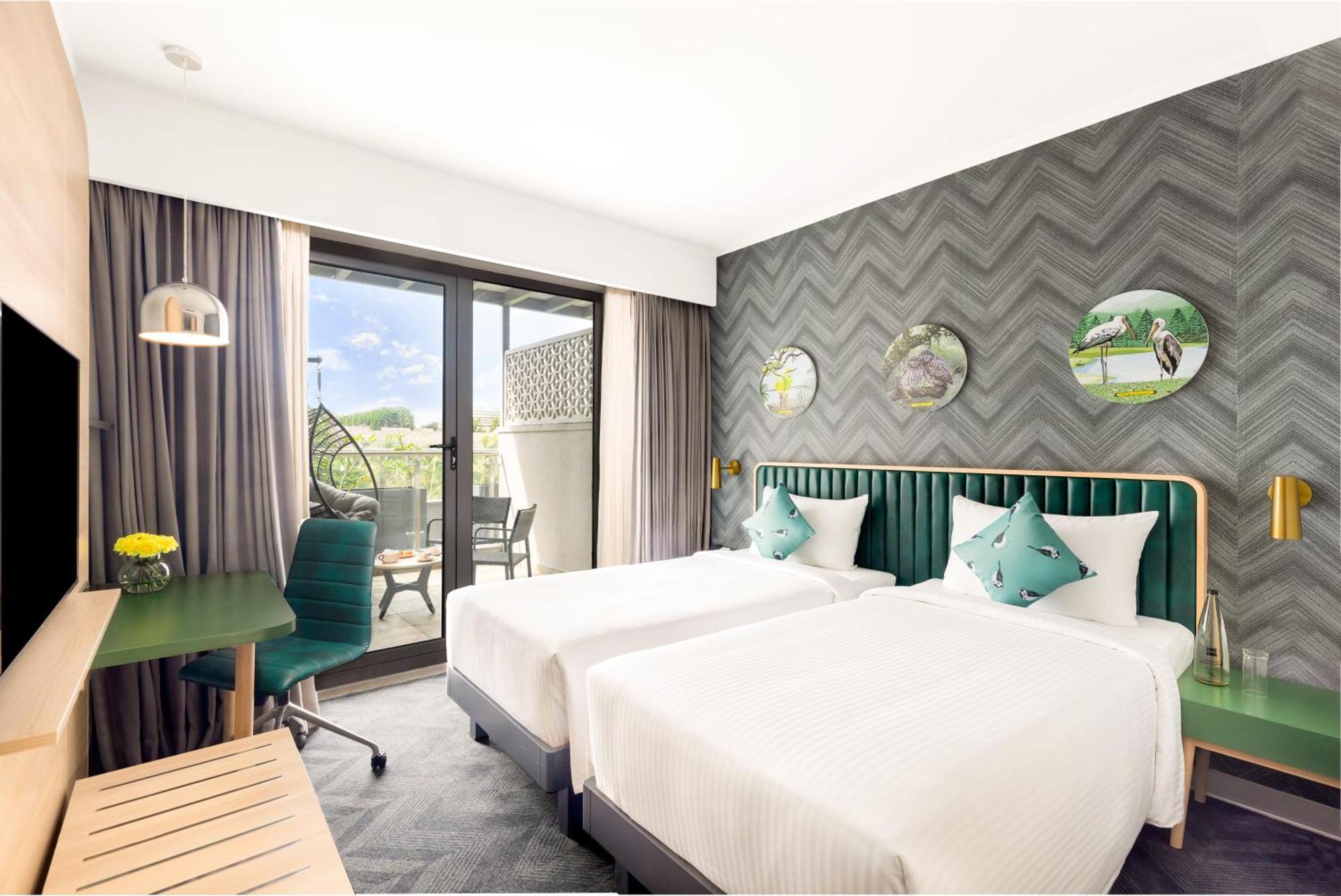 Отель Ibis Styles Mysuru Экстерьер фото